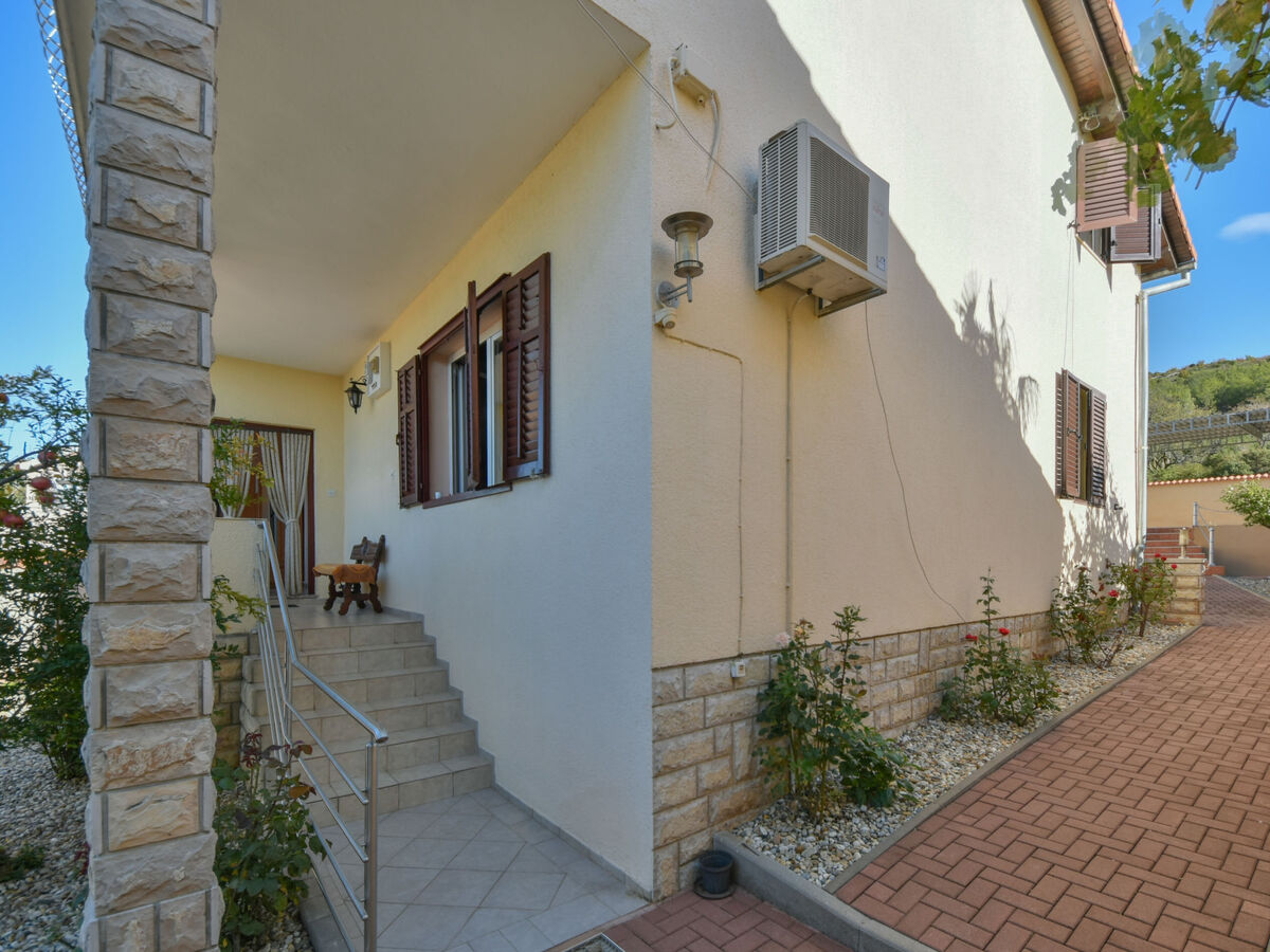 Zorka, maison 8 pers. avec piscine privée à Pirovac - Photo 35