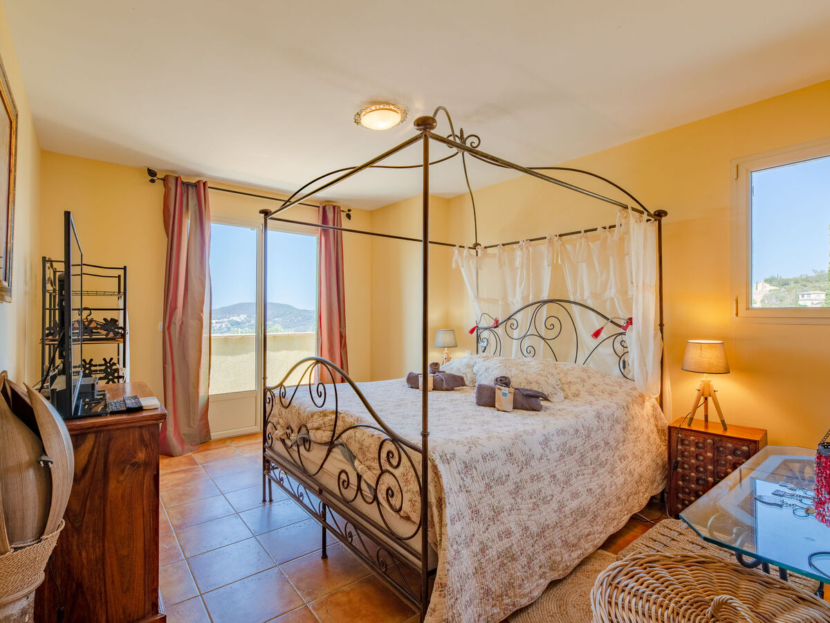 Villa Reves de Rives – piscine et vue mer à Agay - Photo 13
