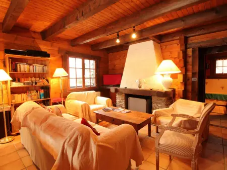 Chalet 4 chambres 100m² avec terrasse et parking aux Carroz : photo 2
