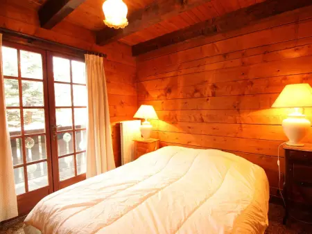 Chalet 4 chambres 100m² avec terrasse et parking aux Carroz : photo 7