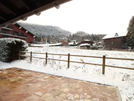 Chalet 4 chambres 100m² avec terrasse et parking aux Carroz : photo 13