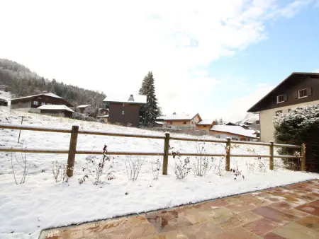 Chalet 4 chambres 100m² avec terrasse et parking aux Carroz : photo 14