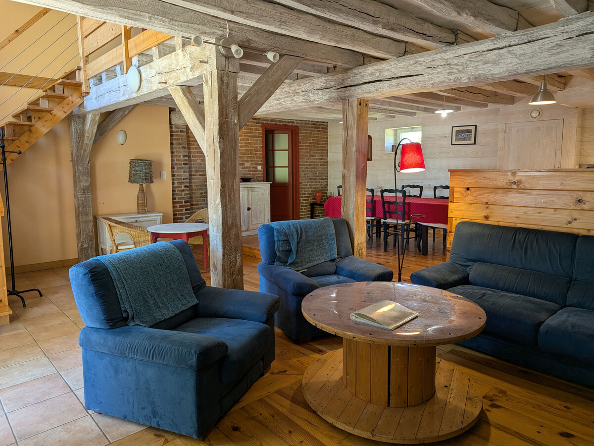 Fermette gâtinaise rénovée avec piscine partagée - Photo 2