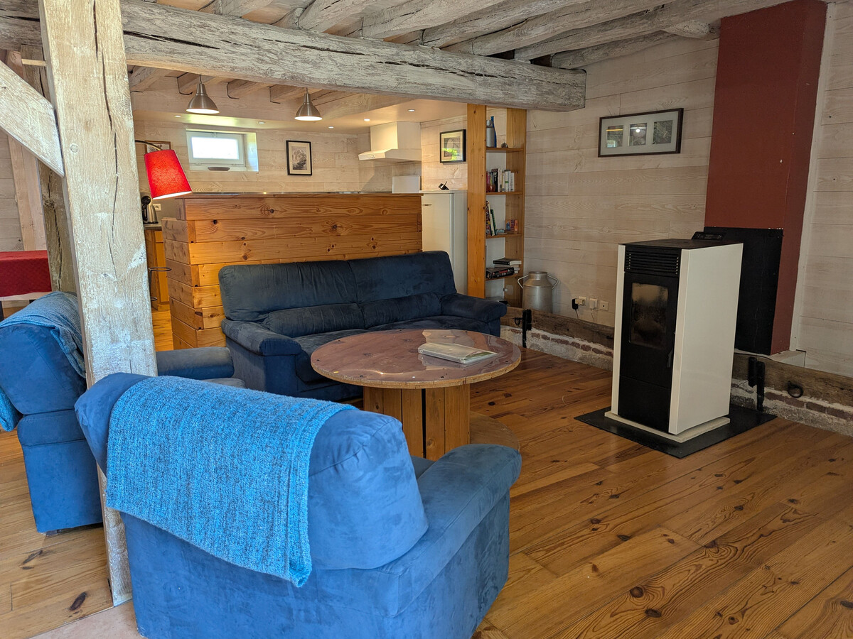 Fermette gâtinaise rénovée avec piscine partagée - Photo 3