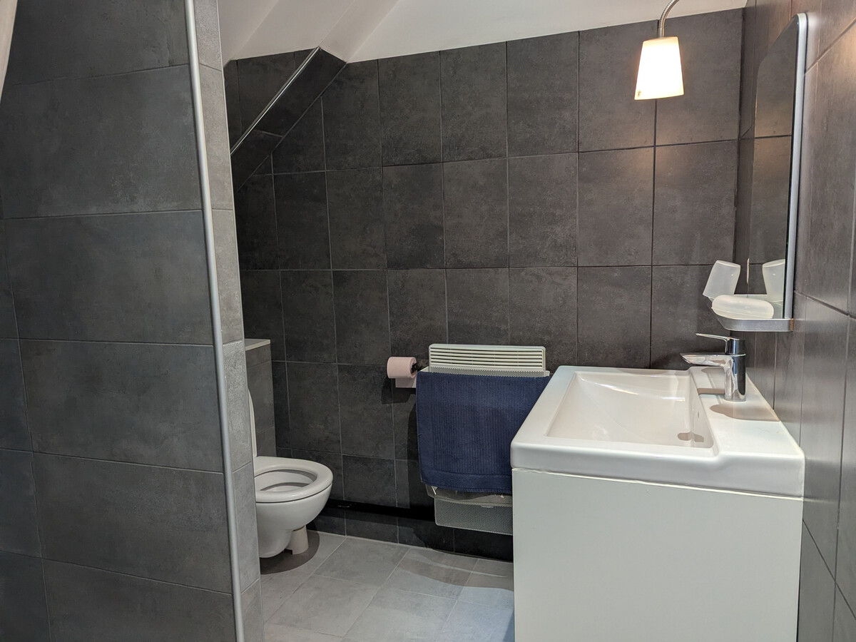 Fermette gâtinaise rénovée avec piscine partagée - Photo 8