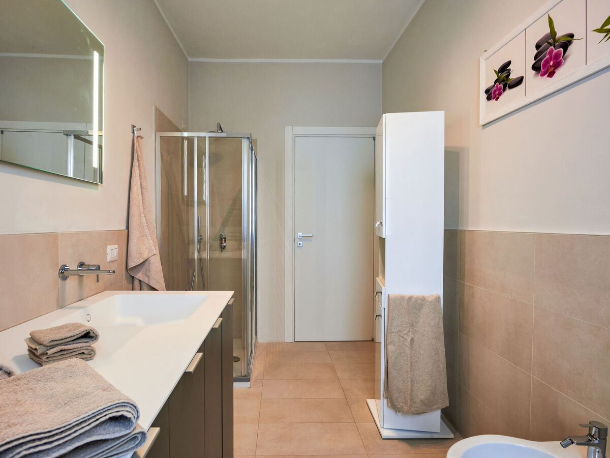 Villa Giuseppina avec piscine à Besozzo - Photo 19