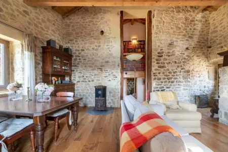 Maison de vacances St Basile, piscine partagée en Ardèche : photo 8