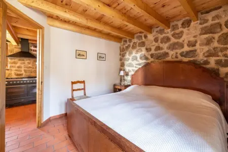 Maison de vacances St Basile, piscine partagée en Ardèche : photo 18