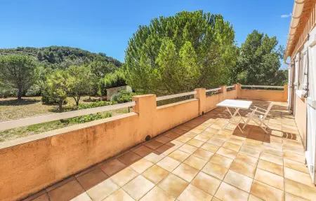 Maison 6 personnes avec piscine privée à Fouzilhon : photo 3