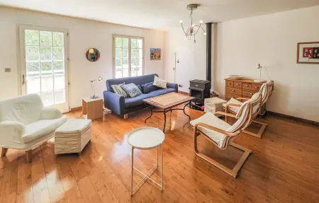 Maison 6 personnes avec piscine privée à Fouzilhon : photo 5