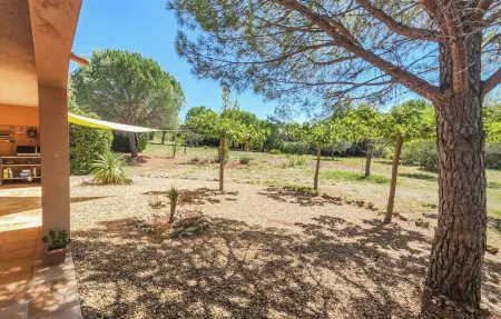 Maison 6 personnes avec piscine privée à Fouzilhon : photo 18