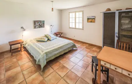 Maison 6 personnes avec piscine privée à Fouzilhon : photo 27