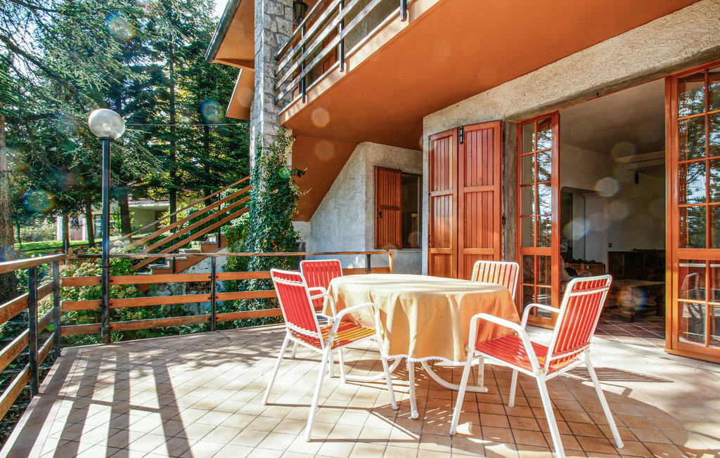 Maison avec piscine à Montecopiolo, 7 personnes - Photo 2
