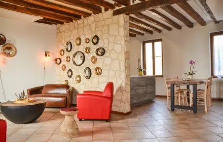 Maison en pierre de 100 ans avec piscine privée à Saulchery : photo 3