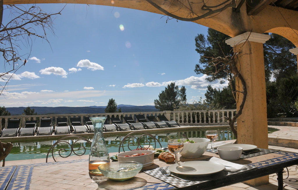 Maison 6 chambres avec piscine privée à Entrecasteaux - Photo 8