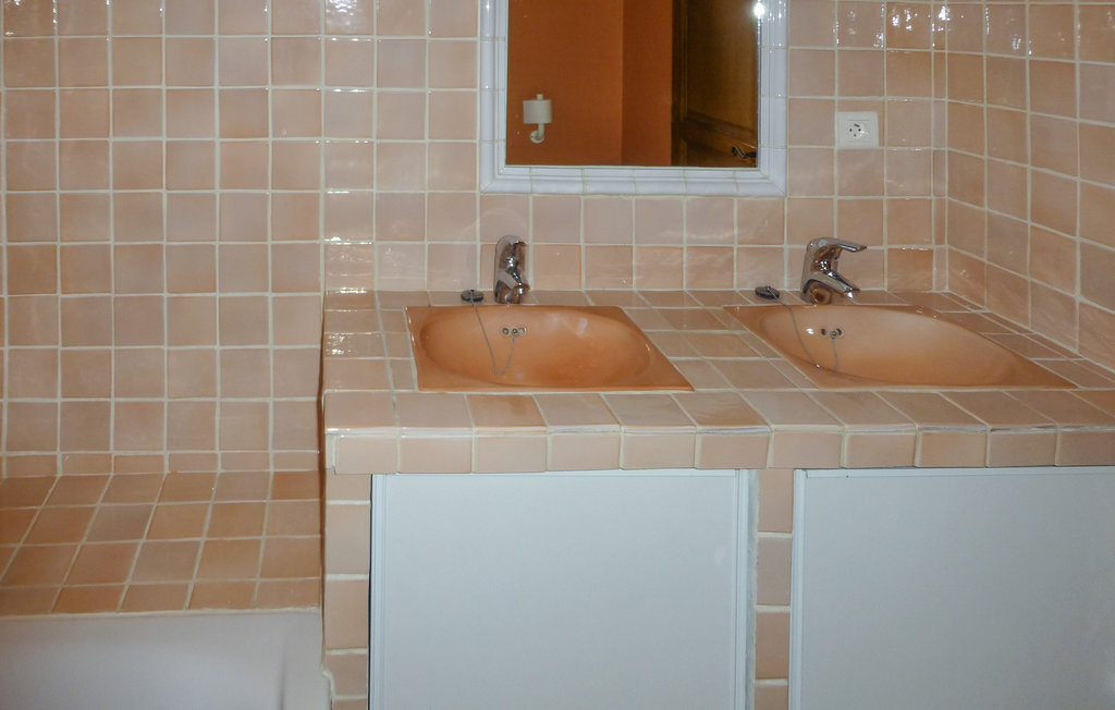 Maison 6 chambres avec piscine privée à Entrecasteaux - Photo 22
