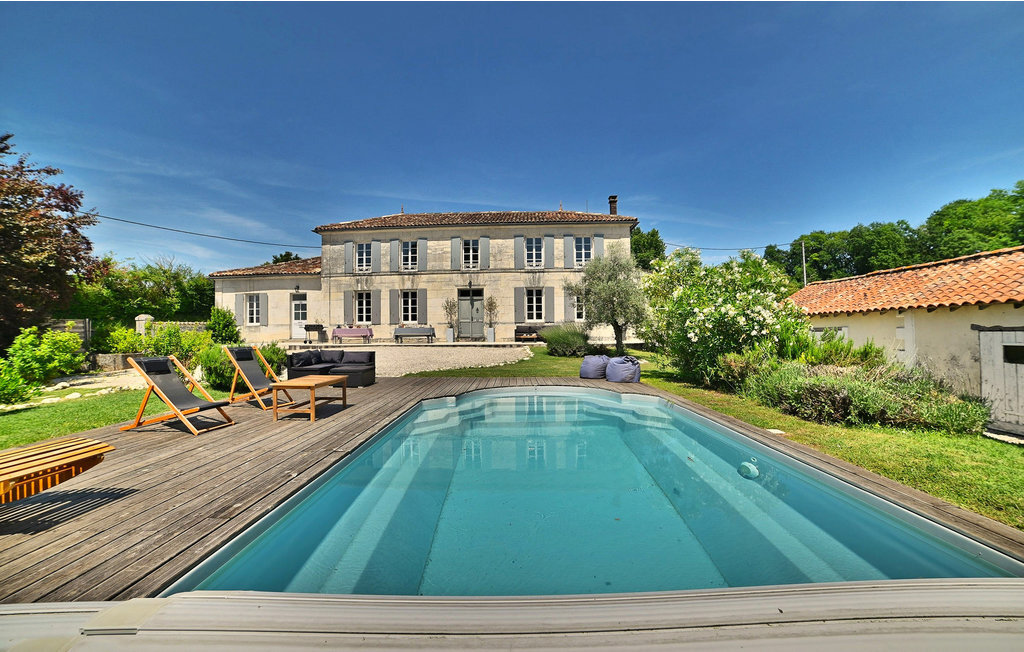 Maison 6 chambres avec piscine privée à Arthenac - Photo 1