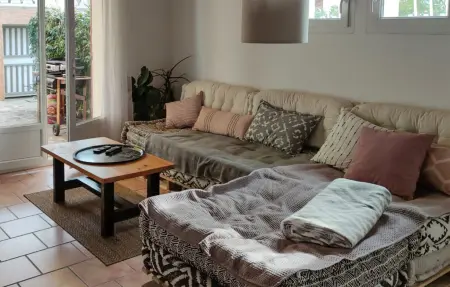 Maison 9 personnes à St Quentin la Poterie - Photo 2