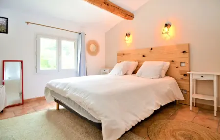 Maison 9 personnes à St Quentin la Poterie - Photo 4