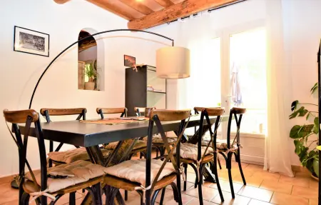 Maison 9 personnes à St Quentin la Poterie - Photo 10