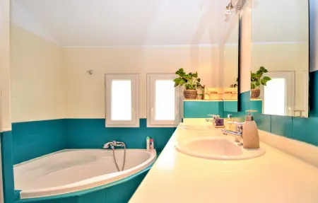 Maison 9 personnes à St Quentin la Poterie - Photo 11