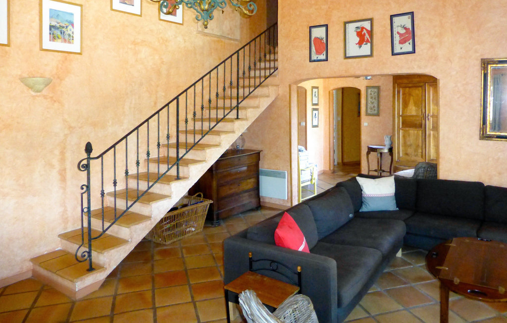 Maison 6 chambres avec piscine privée à Entrecasteaux - Photo 4