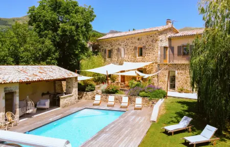 Location maison de vacances à St Etienne de Boulogne