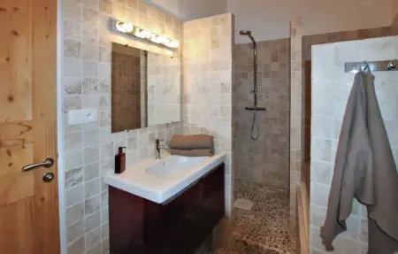 Location Maison 10 personnes à St Etienne de Boulogne - Photo 20