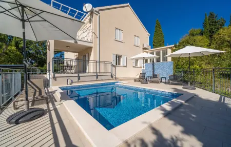 Location maison à Mlini