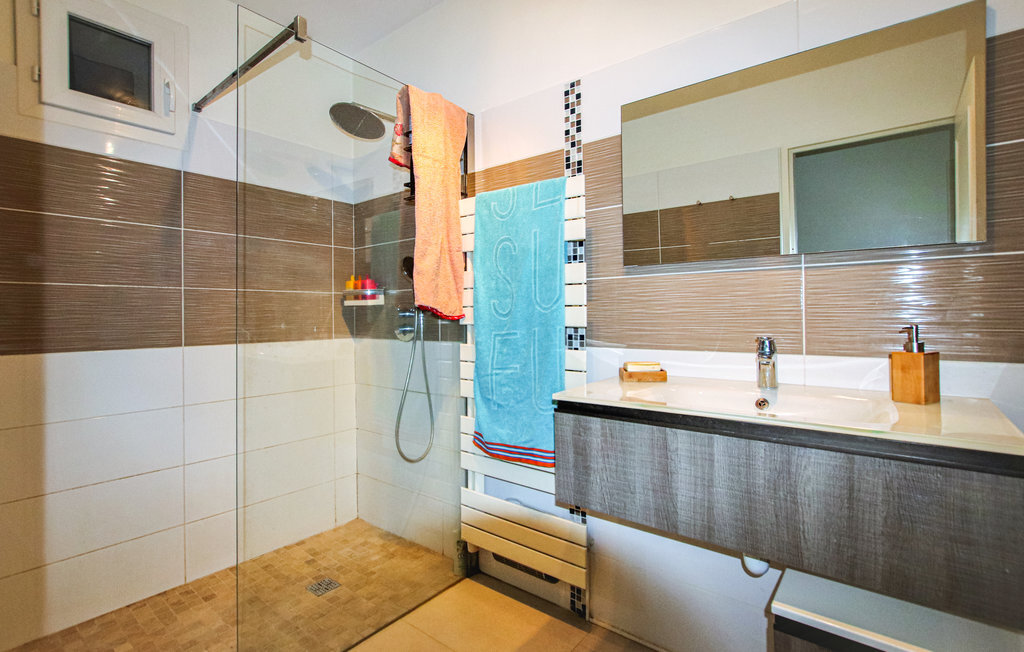 Maison 4 chambres avec piscine privée à St Gervais - Photo 28