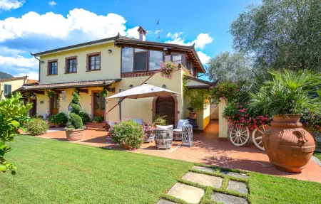 Villa 4 chambres avec piscine privée à Camaiore : photo 2