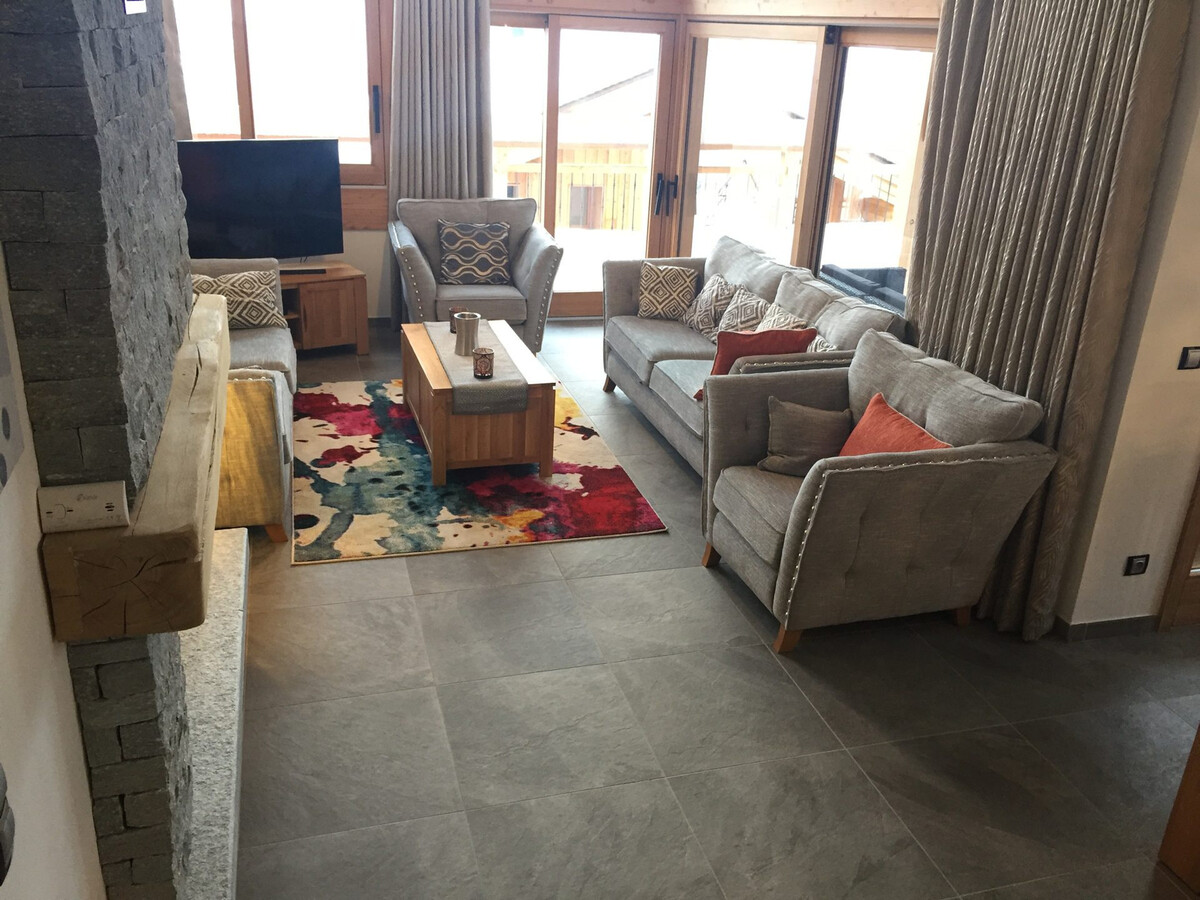 Chalet avec accès pistes, sauna et cheminée, 6 chambres - Photo 2