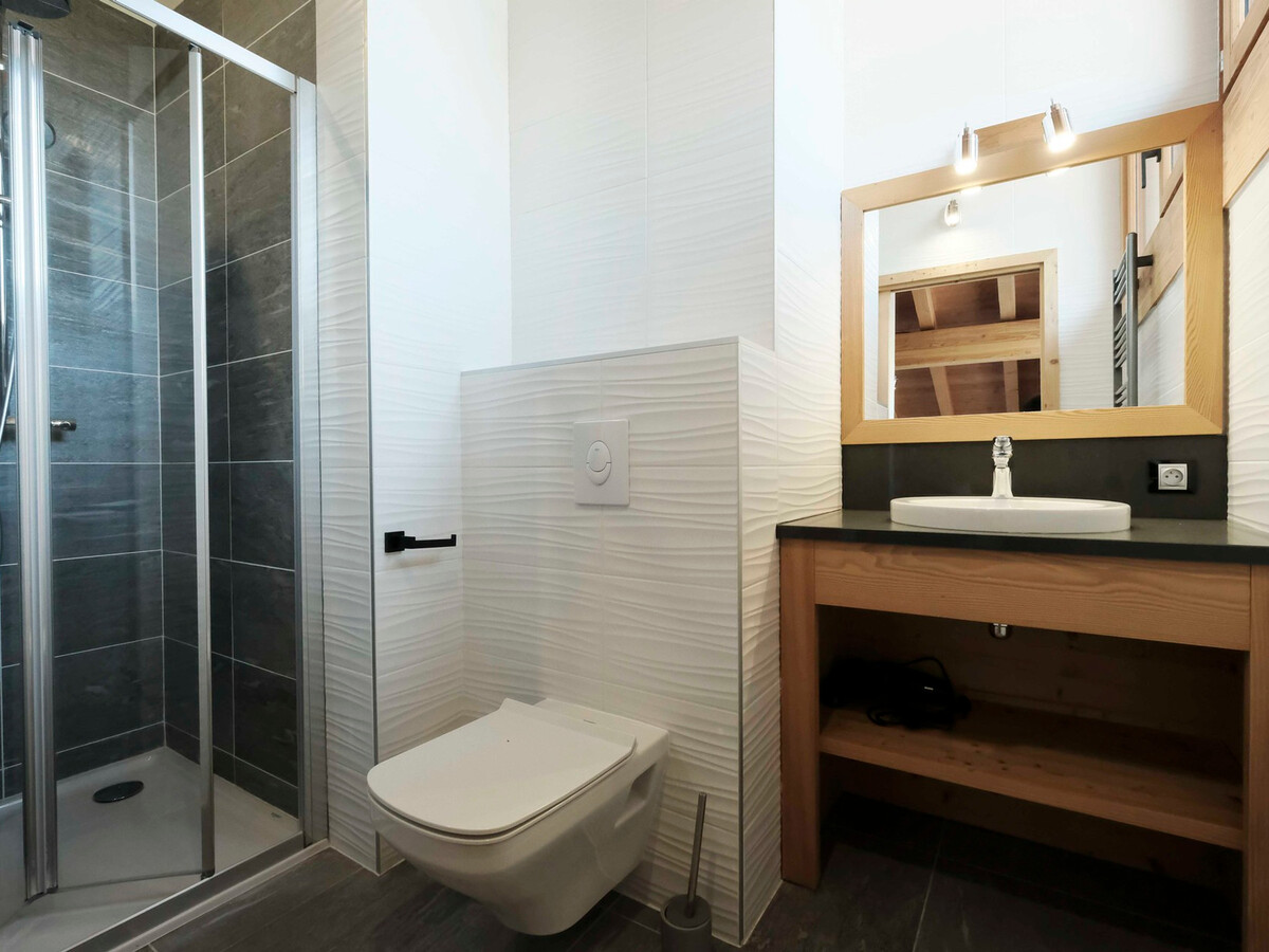 Chalet avec accès pistes, sauna et cheminée, 6 chambres - Photo 9