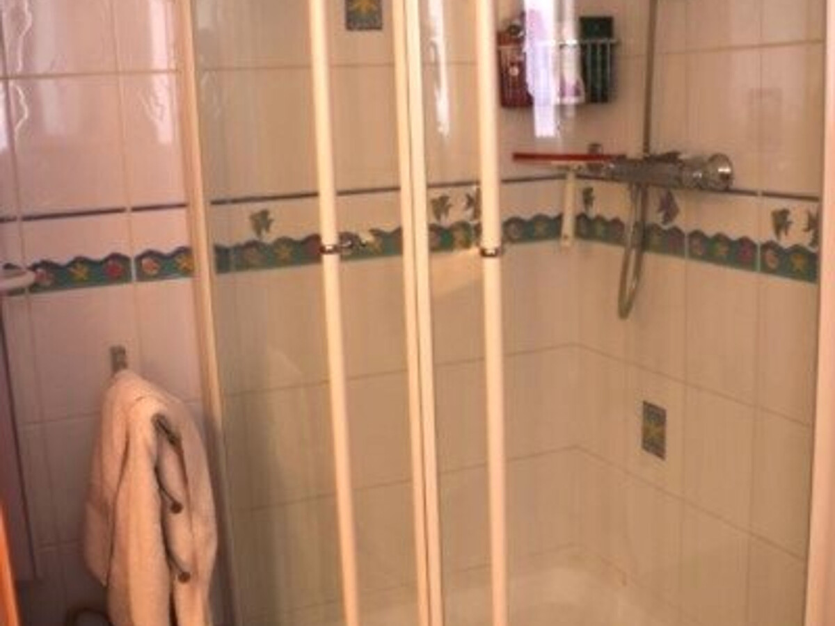 Villa 4 chambres, jardin 150m² et accès plage à Cavalaire - Photo 13