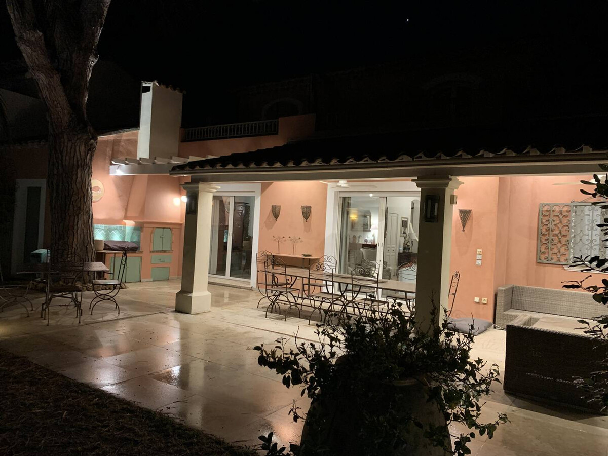 Villa 4 chambres, jardin 150m² et accès plage à Cavalaire - Photo 35
