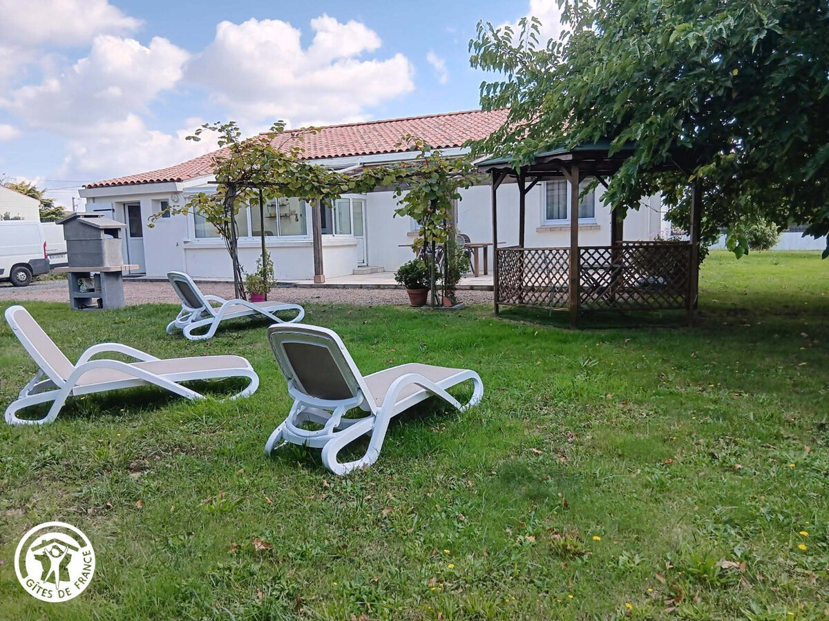 Gîte 8 personnes avec jardin 1800 m² aux Sables-d'Olonne - Photo 1
