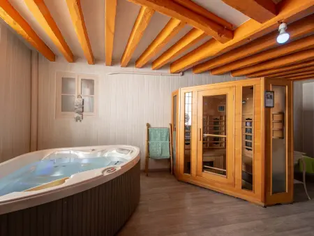 Gîte XVIIe siècle avec sauna, jacuzzi et salle de jeux à Boisseaux : photo 5