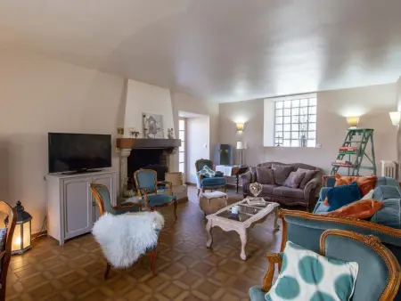Gîte XVIIe siècle avec sauna, jacuzzi et salle de jeux à Boisseaux : photo 23