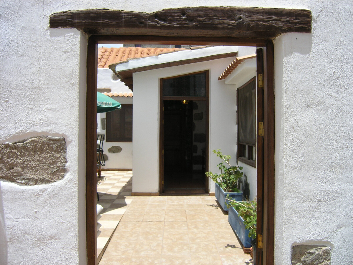 Maison authentique 70m² à Agüimes, cour intérieure - Photo 1