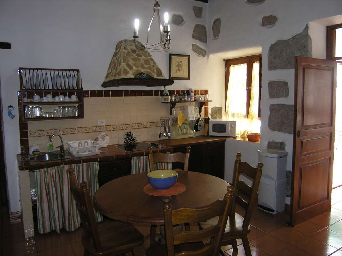 Maison authentique 70m² à Agüimes, cour intérieure - Photo 3