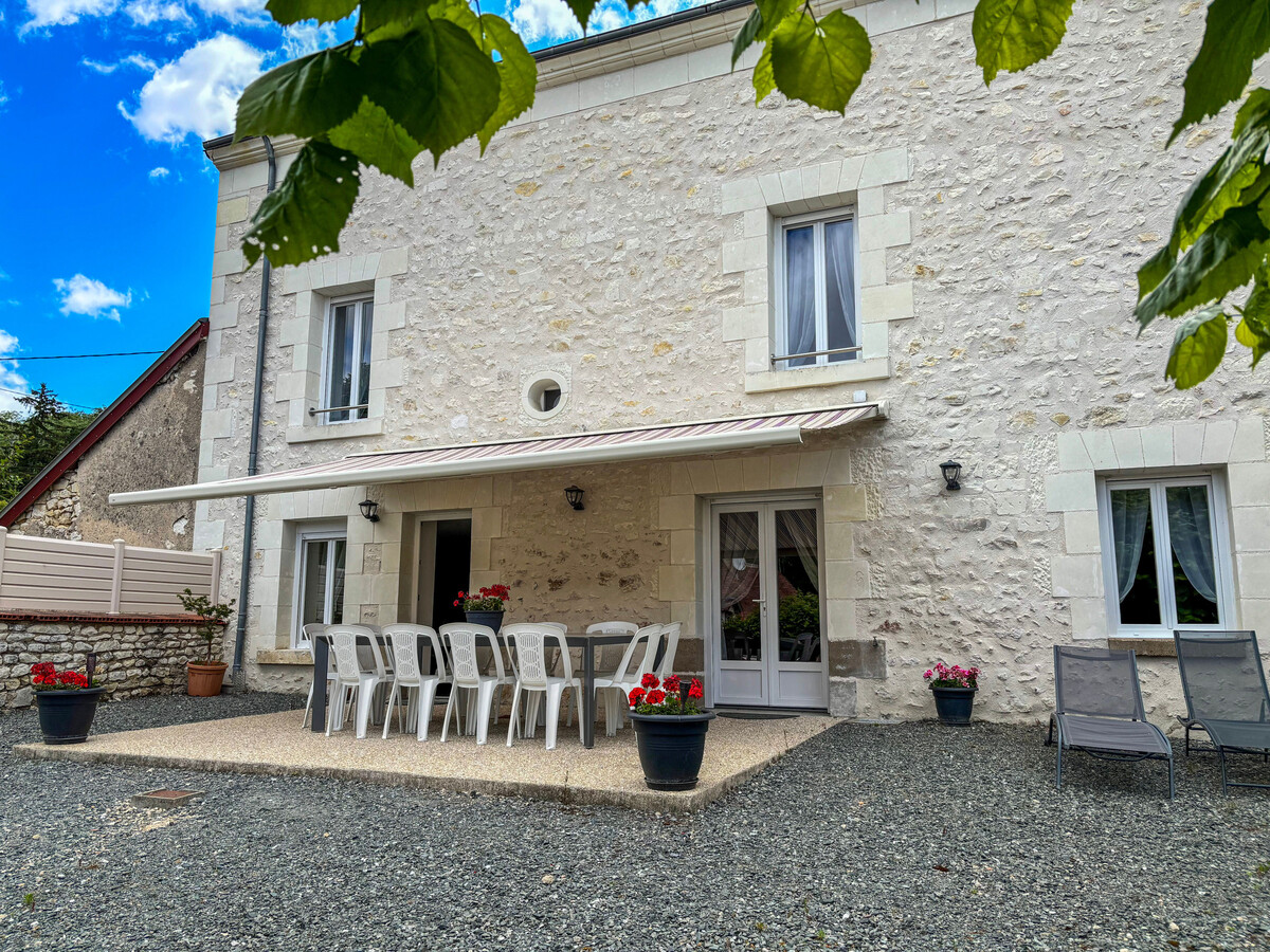 Gîte 11 pers. près du zoo de Beauval, cour privative - Photo 8