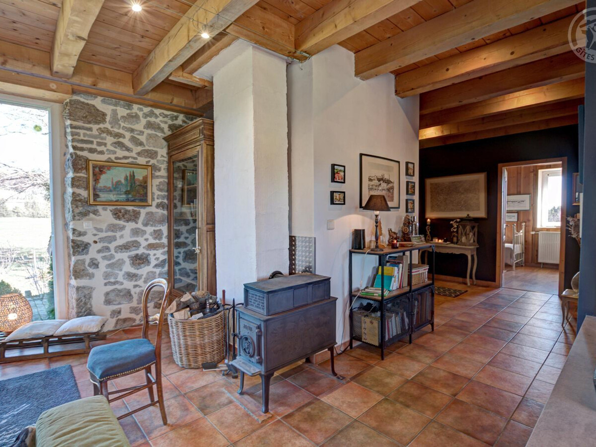Ancienne ferme rénovée au cœur du Pilat, 2 ch. - Photo 11