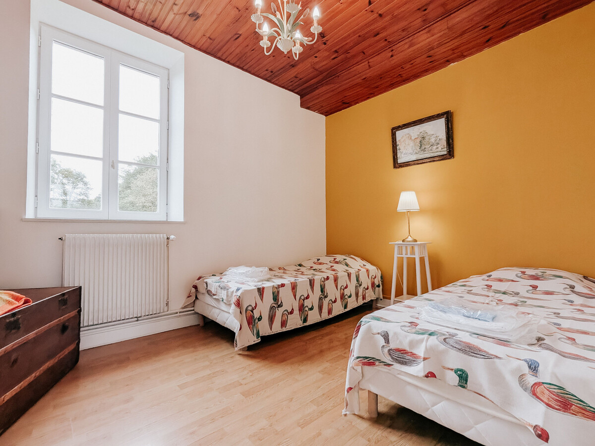 Gîte 8 pers. Berry avec jardin et spa estival - Photo 10