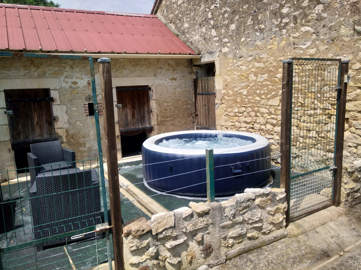 Gîte 8 pers. Berry avec jardin et spa estival - Photo 15