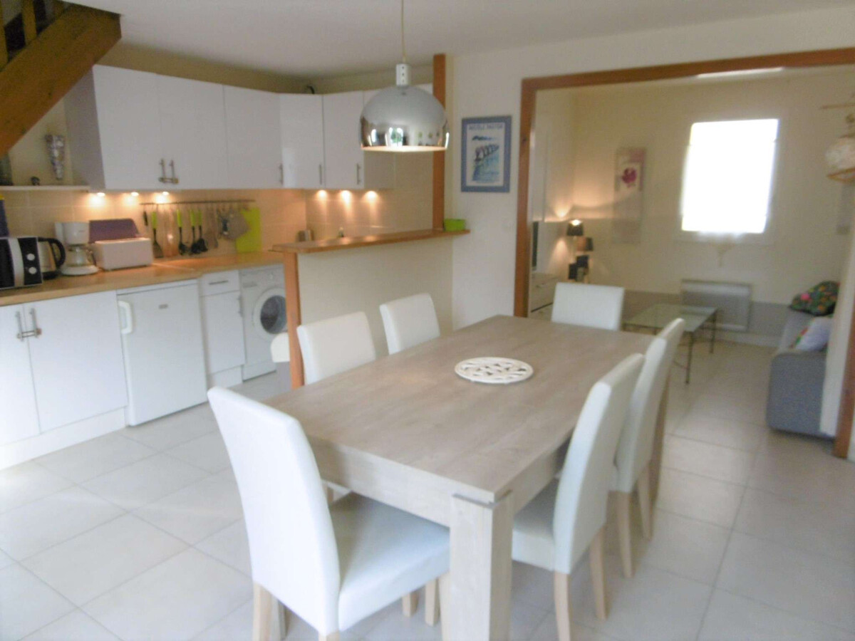 Maisonnette rénovée 6 pers, 200m plage, jardin & parking - Photo 2