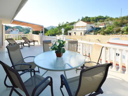 Villa Kursar, maison 7 chambres avec piscine privée : photo 5