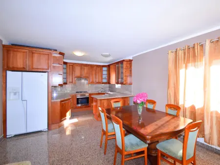 Villa Kursar, maison 7 chambres avec piscine privée : photo 16