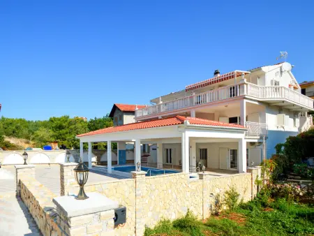 Villa Kursar, maison 7 chambres avec piscine privée : photo 31