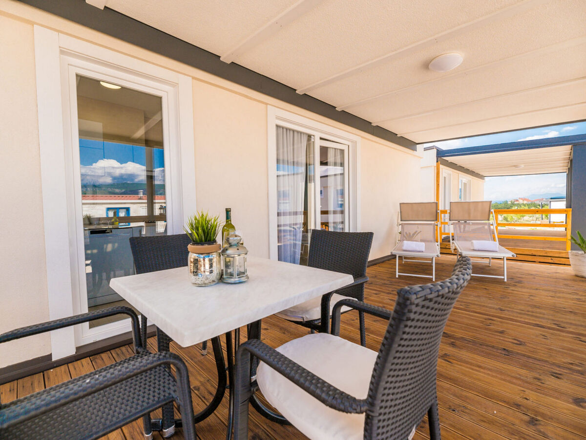 Mobil-home Premium Family à Šilo, 50m de la mer - Photo 8