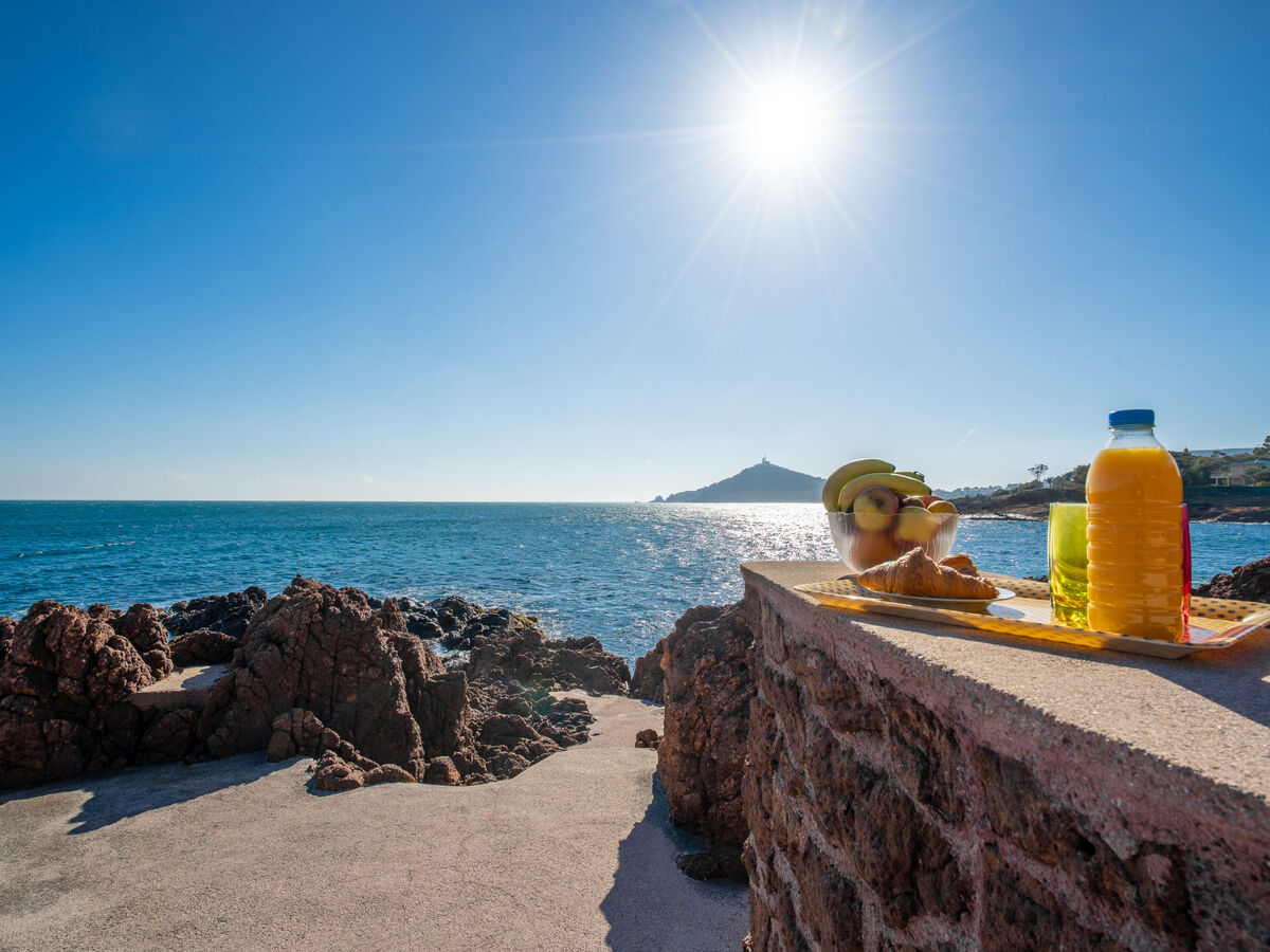 Maison La Proue – vue mer, à 10 m des rochers, Agay - Photo 4